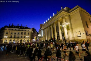 2023_08a_ym_HD_Fou-Ele_003